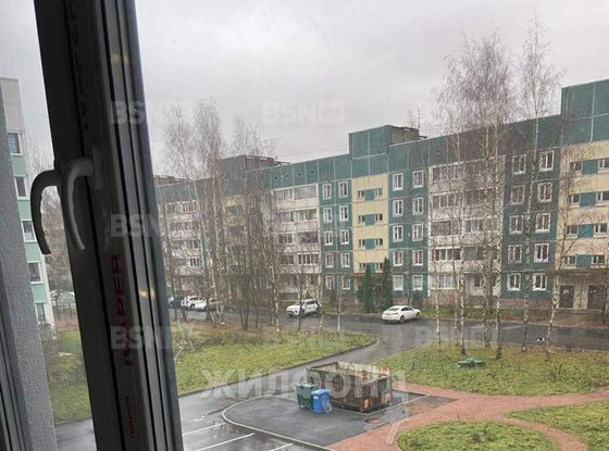 Продажа трехкомнатной квартиры - поселок Романовка, Романовка п, д.33 
