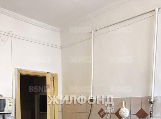 Продажа комнаты в шестикомнатной квартире - Жуковского улица, д.57 