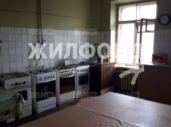 Продажа комнаты в шестикомнатной квартире - Московский проспект, д.186 