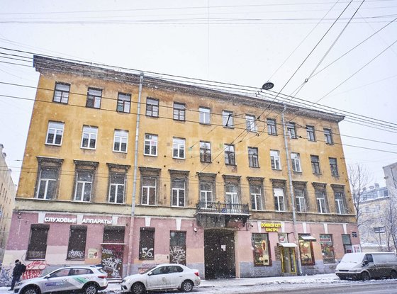 Продажа комнаты в шестикомнатной квартире - Загородный проспект, д.17 