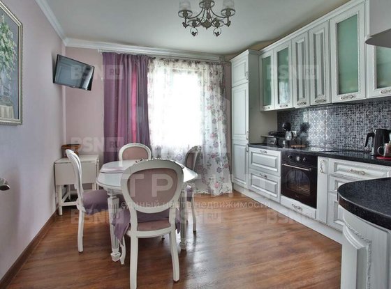 Продажа трехкомнатной квартиры - Бестужевская улица, д.7, корп.3 