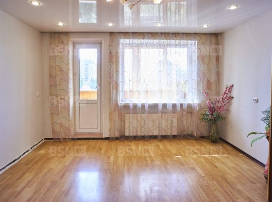 Продажа двухкомнатной квартиры - Передовиков улица, д.33, корп.2 