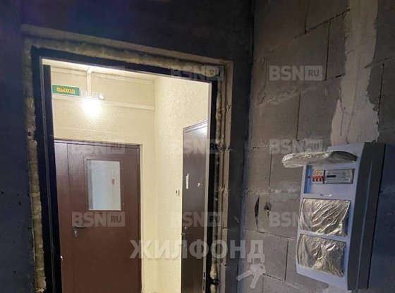 Продажа трехкомнатной квартиры - поселок Романовка, Романовка п, д.33 