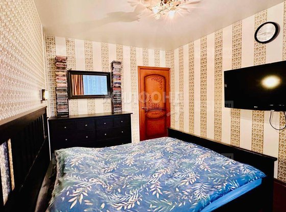 Продажа трехкомнатной квартиры - поселок Парголово, Заречная улица, д.25 