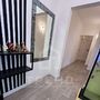 Продажа трехкомнатной квартиры - Маршала Казакова улица, д.32 