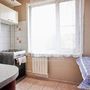 Продажа трехкомнатной квартиры - поселок Шушары, Шушары п, д.17 